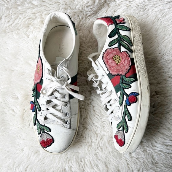 Gucci Shoes - Gucci Ace White Floral Embroidered Sneakers Size EU 39
